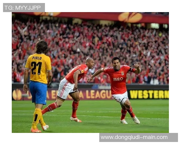 德甲精彩对决本菲卡大胜那不勒斯补时进球引发争议判罚全场沸腾